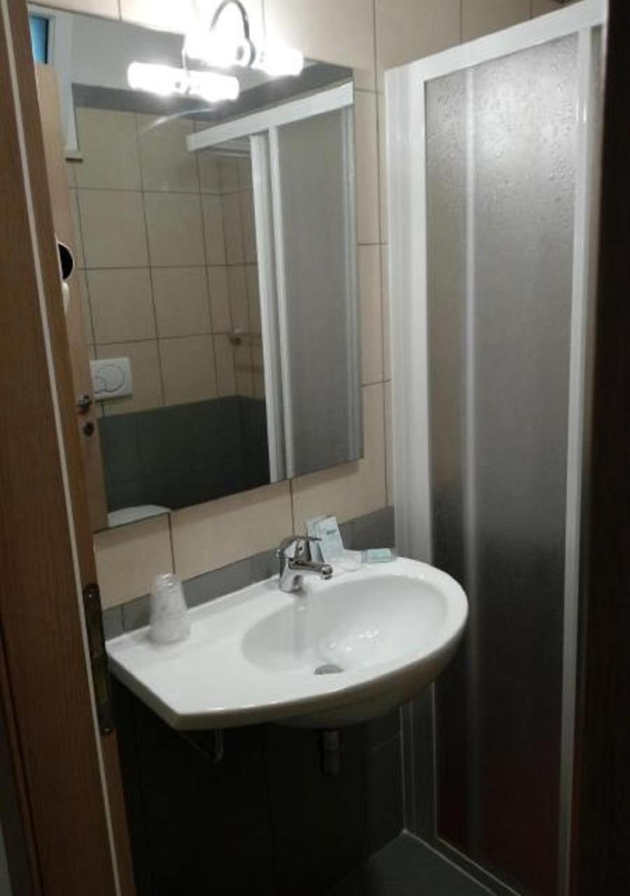 Hotel Nautilus Cattolica Rum bild