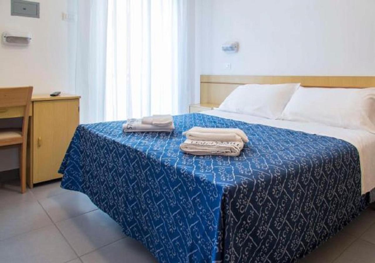 Hotel Nautilus Cattolica Rum bild